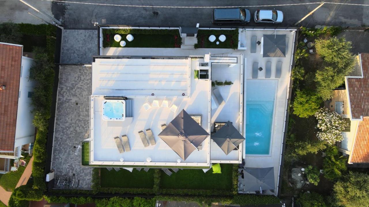 Magic Luxury Apartments Bardolino Esterno foto
