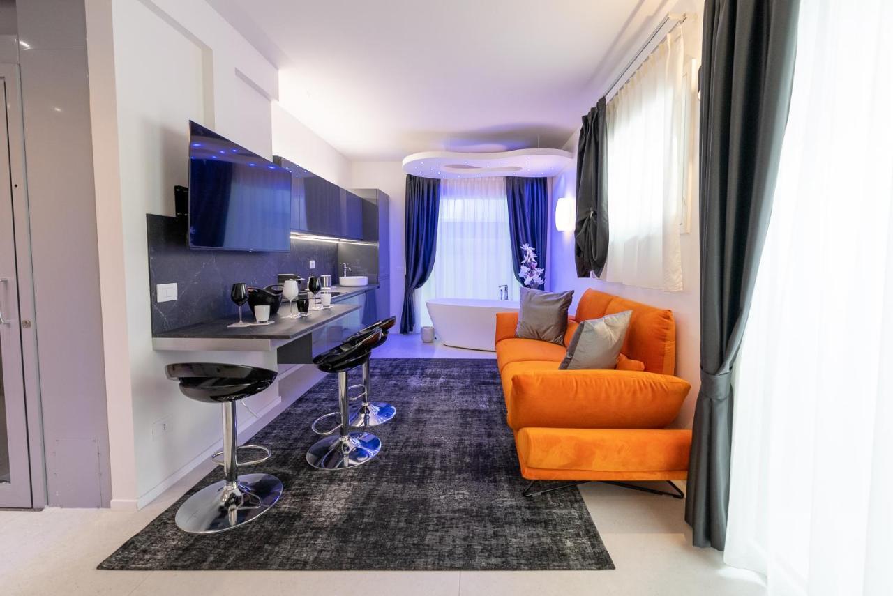 Magic Luxury Apartments Bardolino Esterno foto