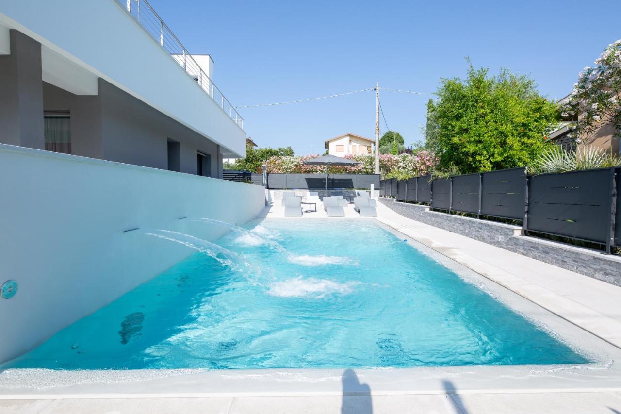 Magic Luxury Apartments Bardolino Esterno foto