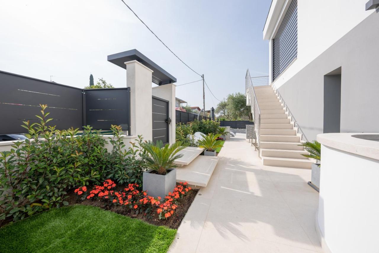 Magic Luxury Apartments Bardolino Esterno foto