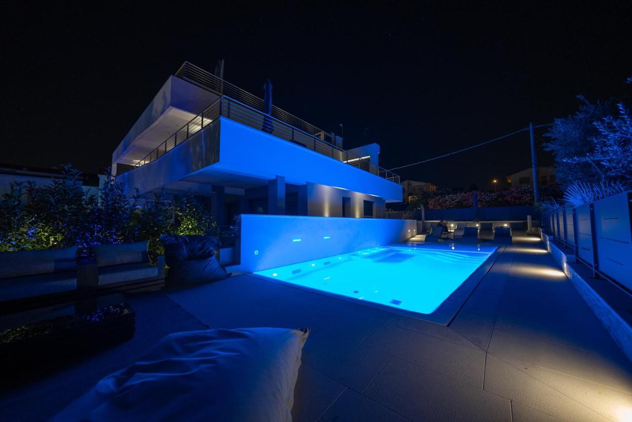 Magic Luxury Apartments Bardolino Esterno foto