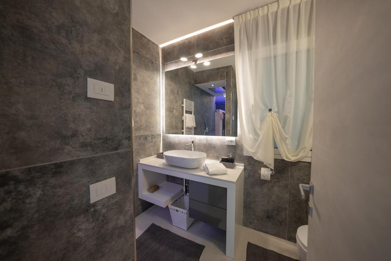 Magic Luxury Apartments Bardolino Esterno foto