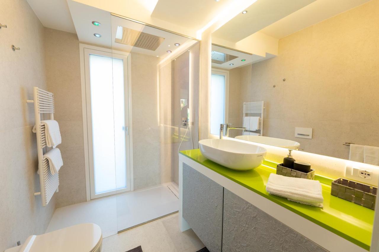 Magic Luxury Apartments Bardolino Esterno foto